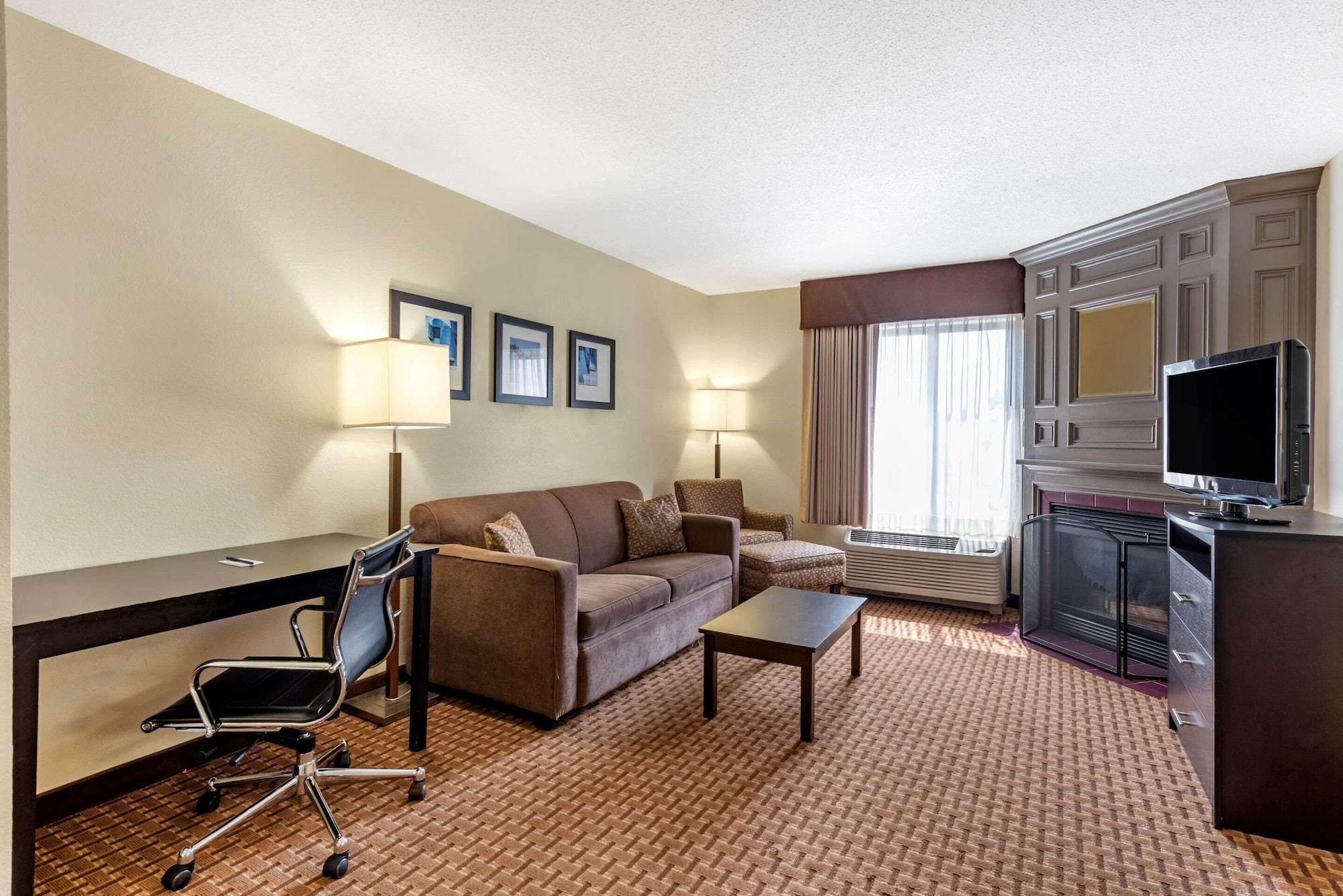 Comfort Inn & Suites Warsaw Near Us-30 Kültér fotó