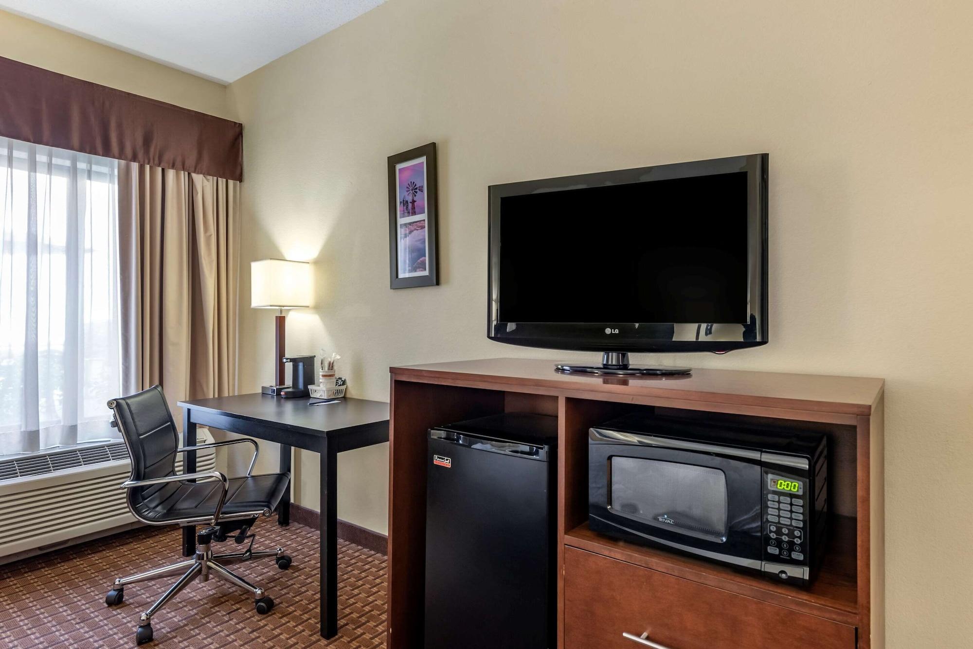 Comfort Inn & Suites Warsaw Near Us-30 Kültér fotó