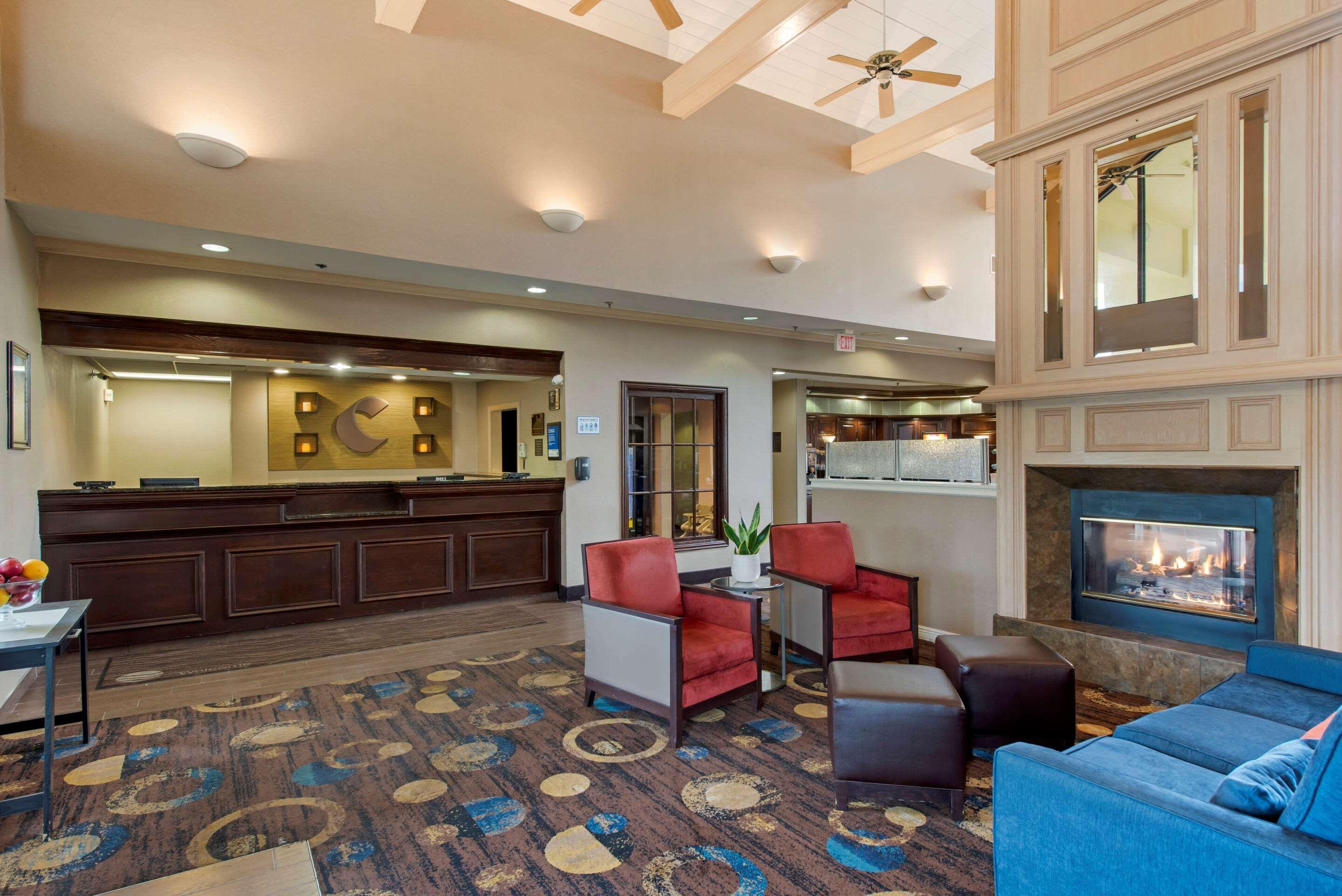 Comfort Inn & Suites Warsaw Near Us-30 Kültér fotó