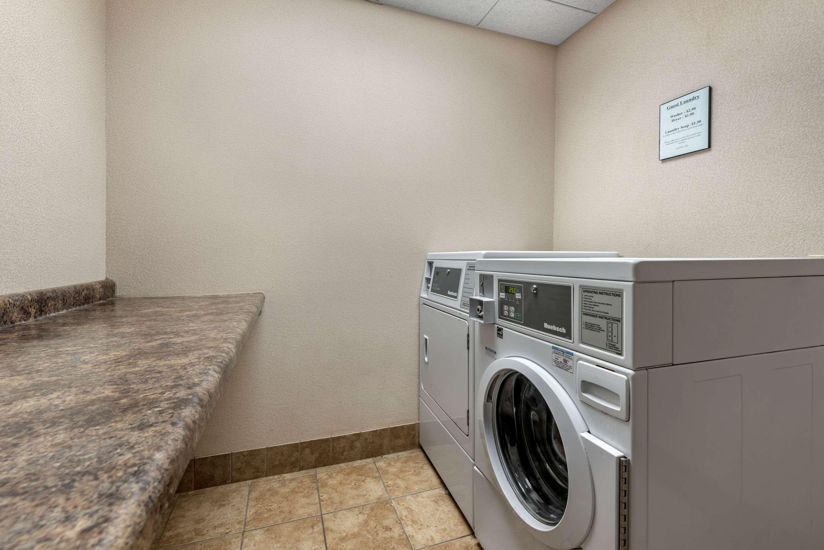 Comfort Inn & Suites Warsaw Near Us-30 Kültér fotó