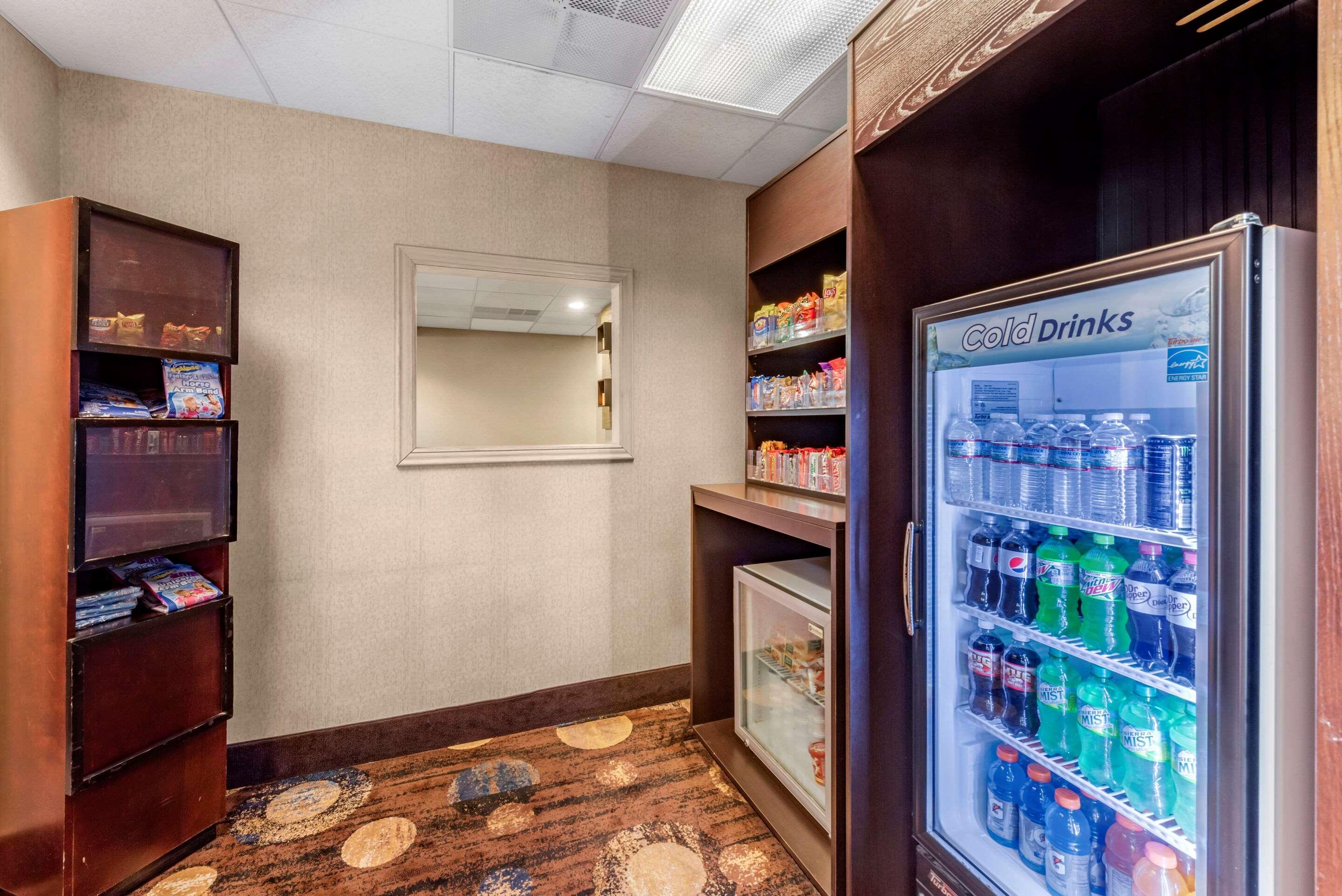 Comfort Inn & Suites Warsaw Near Us-30 Kültér fotó