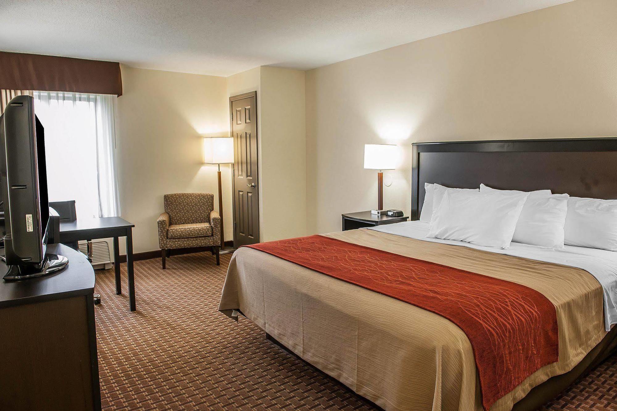 Comfort Inn & Suites Warsaw Near Us-30 Kültér fotó