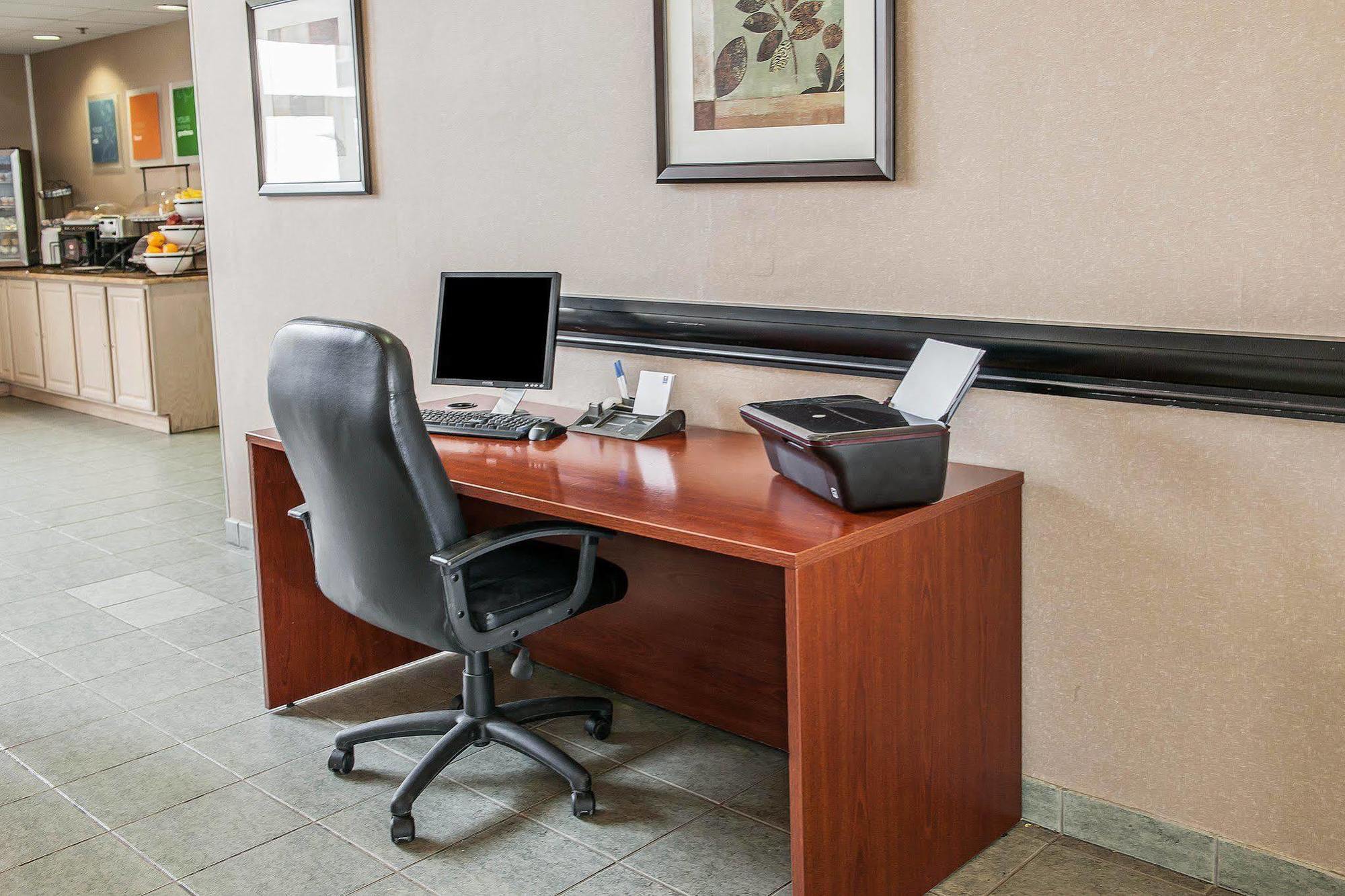 Comfort Inn & Suites Warsaw Near Us-30 Kültér fotó